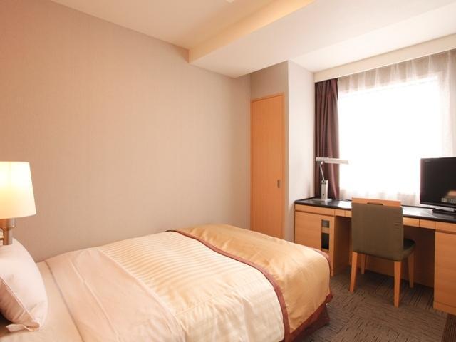 Hotel Metropolitan Такасаки Екстериор снимка