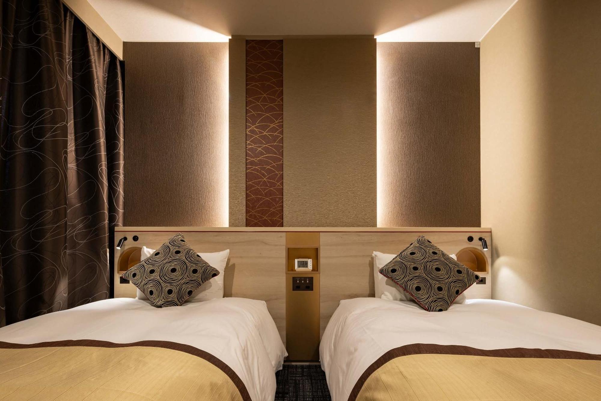 Hotel Metropolitan Такасаки Екстериор снимка