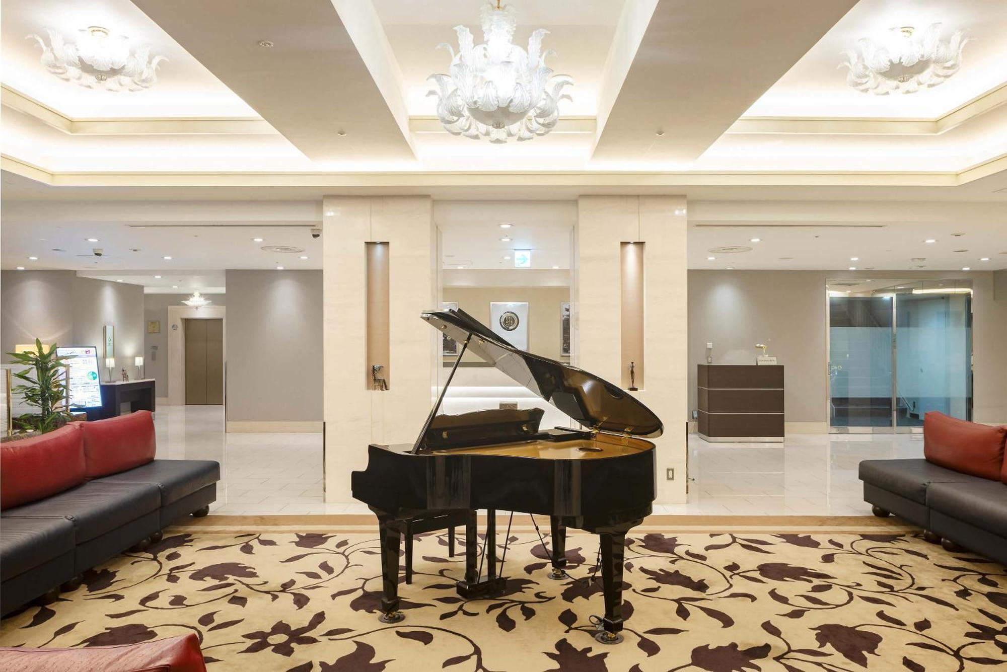 Hotel Metropolitan Такасаки Екстериор снимка